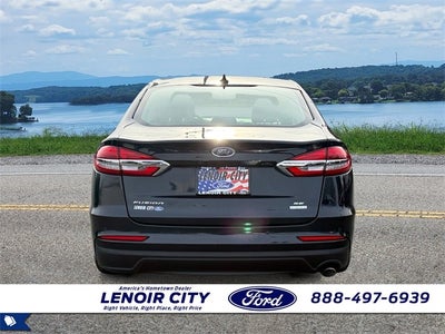 2020 Ford Fusion SE