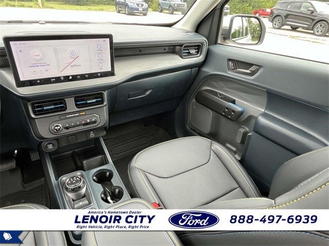 2025 Ford Maverick Lobo Standard