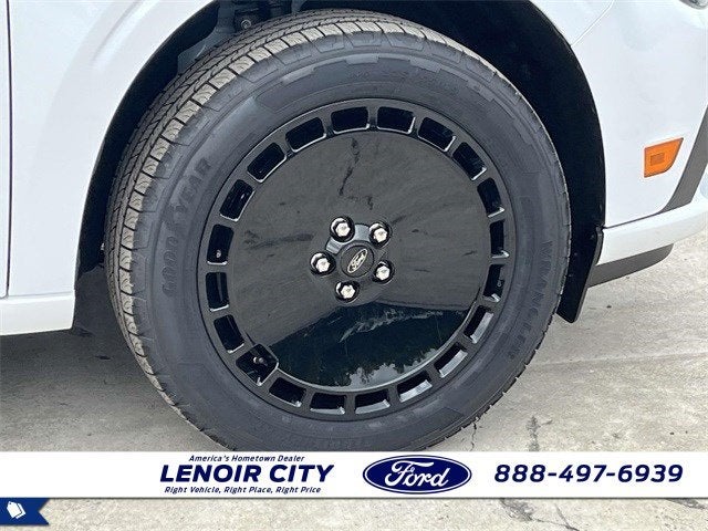 2025 Ford Maverick Lobo Standard