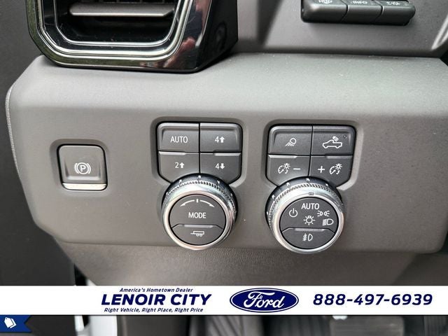 2025 GMC Sierra 1500 AT4X