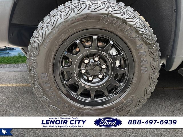 2025 GMC Sierra 1500 AT4X