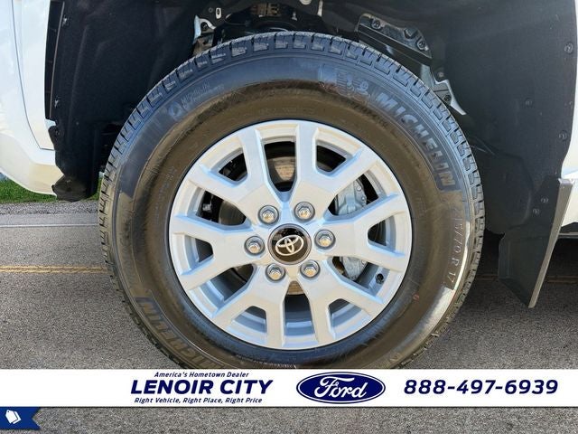 2024 Toyota Tacoma SR