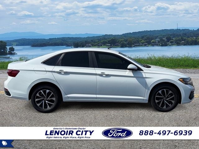 Used 2024 Volkswagen Jetta S with VIN 3VW5M7BU1RM096652 for sale in Lenoir City, TN