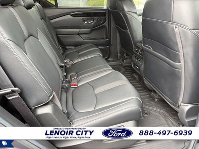 2023 Honda Pilot Touring