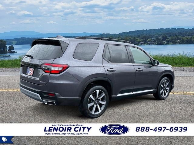 2023 Honda Pilot Touring