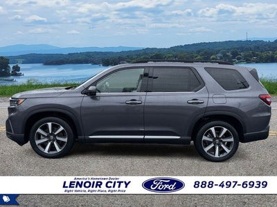 2023 Honda Pilot Touring
