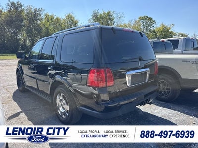 2006 Lincoln Navigator Base