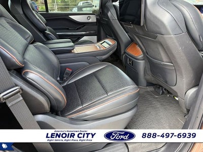 2025 Lincoln Navigator Black Label