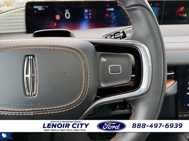 2025 Lincoln Navigator Black Label