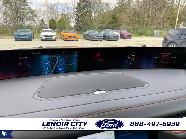 2025 Lincoln Navigator Black Label