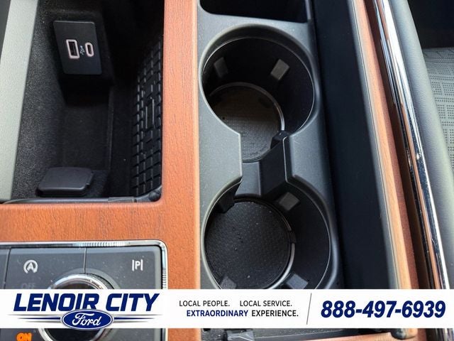 2024 Lincoln Navigator L Black Label
