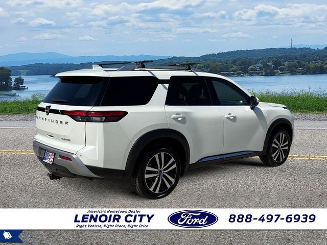 2023 Nissan Pathfinder Platinum