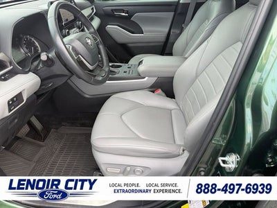 2023 Toyota Highlander XLE