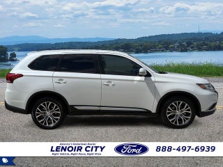 2016 Mitsubishi Outlander SE