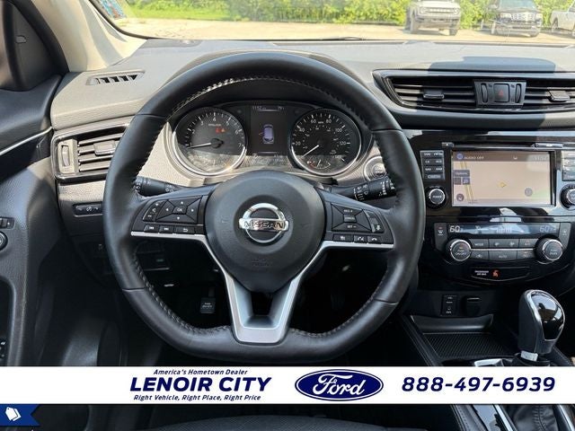 2017 Nissan Rogue Sport SL