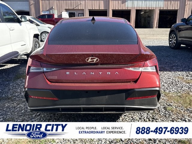 2025 Hyundai Elantra SEL Convenience
