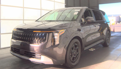 2025 Kia Carnival LXS