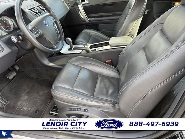 2011 Volvo C70 T5