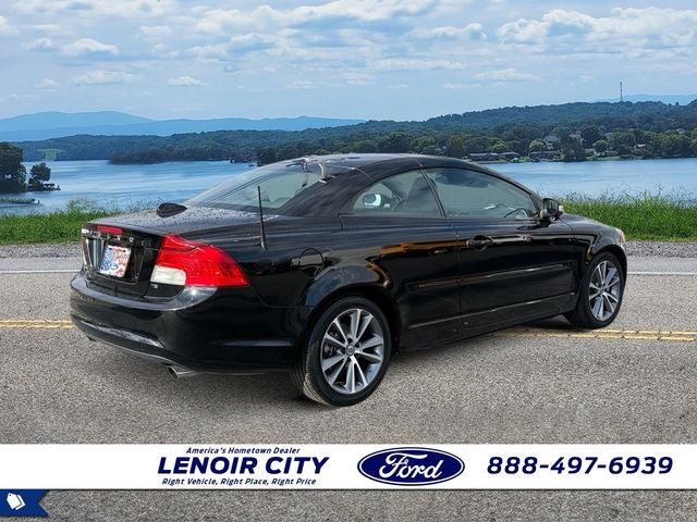 2011 Volvo C70 T5