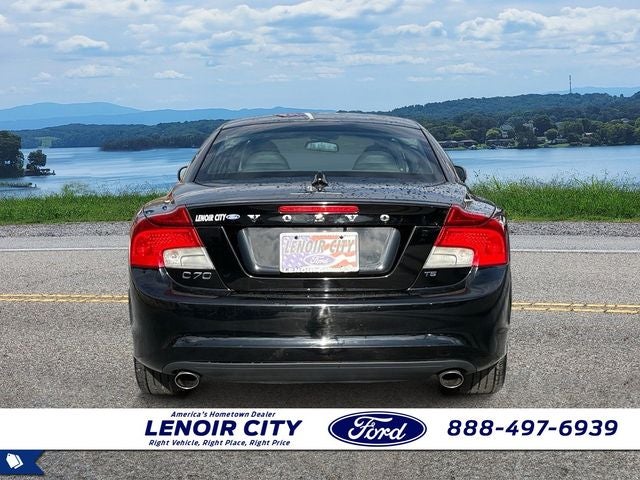 2011 Volvo C70 T5