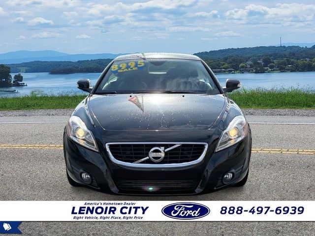 2011 Volvo C70 T5