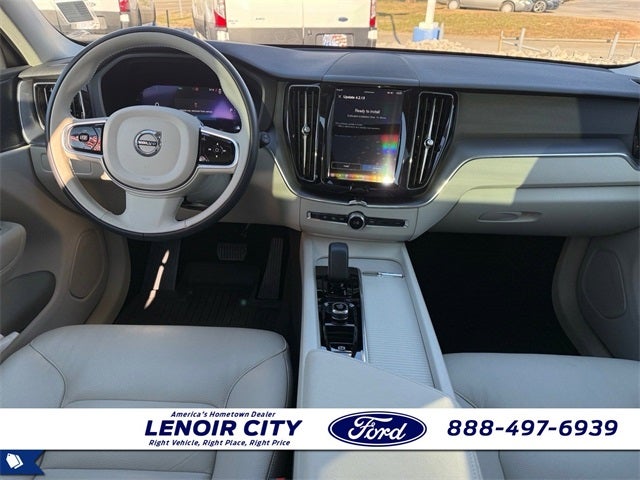 2025 Volvo XC60 B5 Core