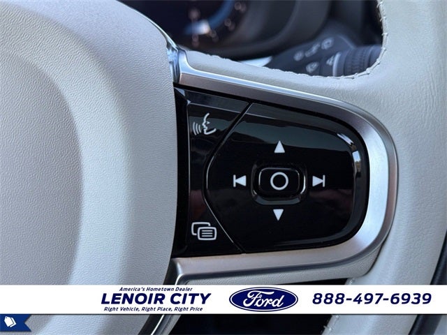 2025 Volvo XC60 B5 Core